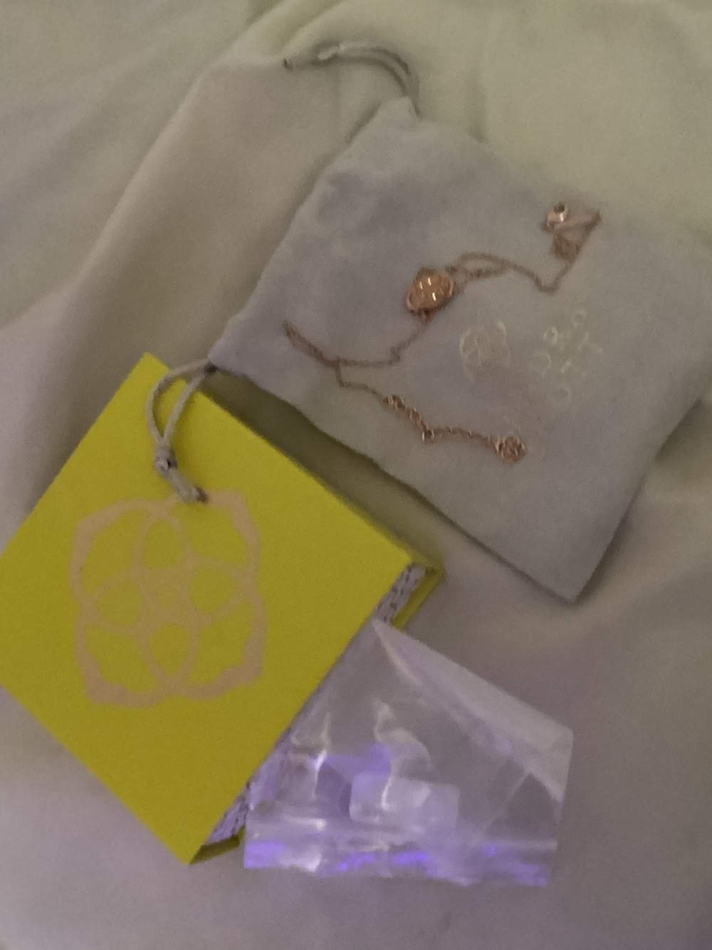 Kendra scott Rose Gold Floral Pendant Necklace - Delicate Chain - Picture 1 of 2